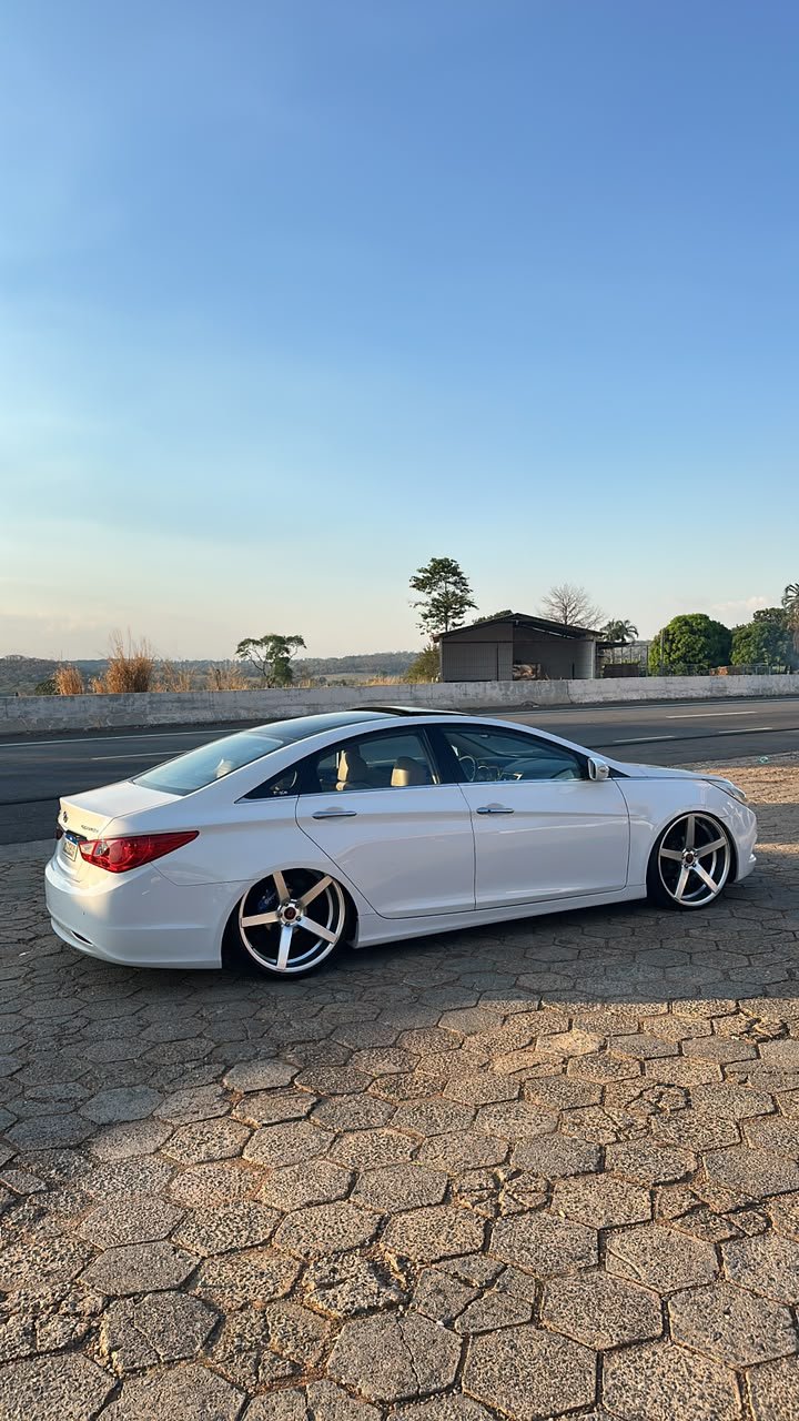 Interior bege do Hyundai Sonata
